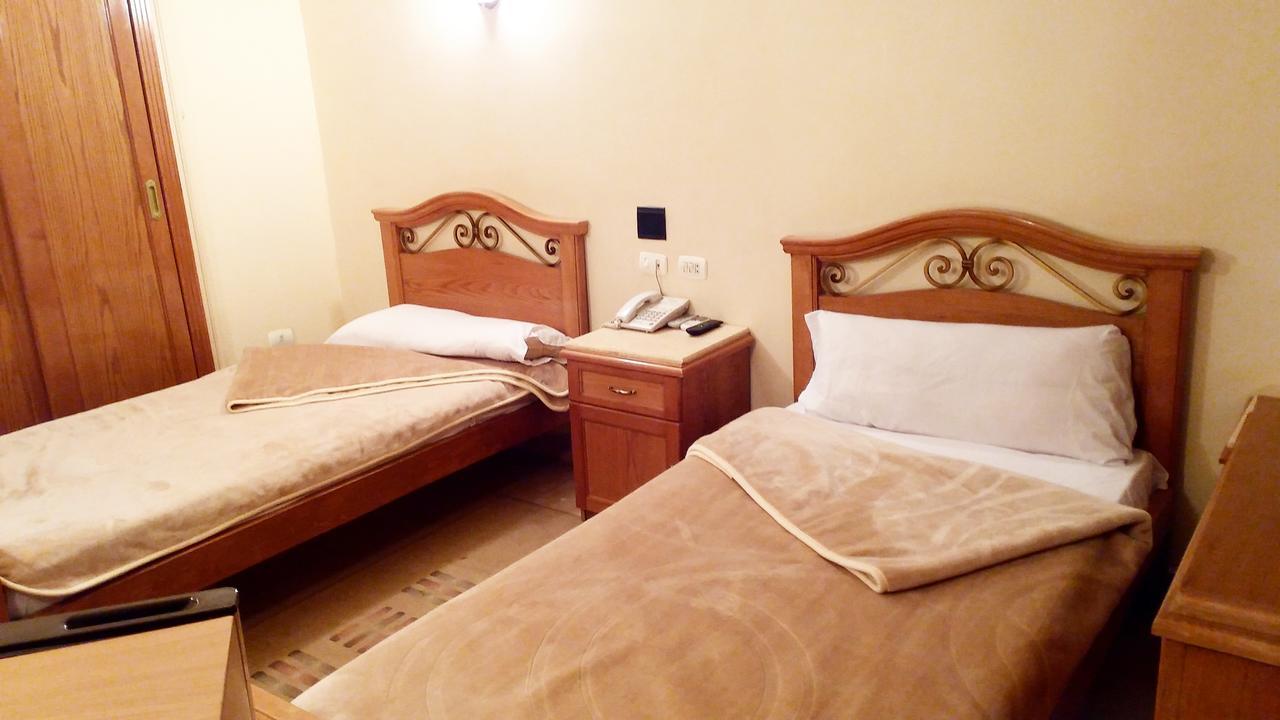 Applicators Hotel Abu Simbel Esterno foto